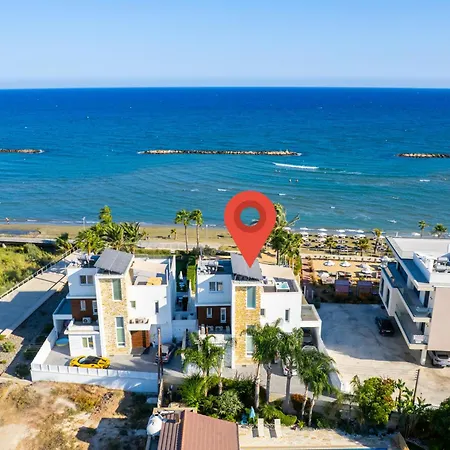 Villa Goldfish - 5br Beachfront Luxury With Pool & Jacuzzi Voróklini