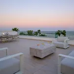 Villa On-the-sand Beachfront - Pool & Rooftop Jacuzzi Voroklini