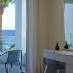 On-the-sand Beachfront - Pool & Rooftop Jacuzzi *