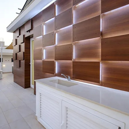 Goldfish - 5br Beachfront Luxury With Pool & Jacuzzi *