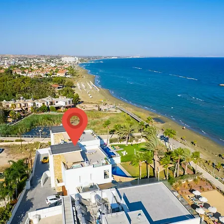 Goldfish - 5br Beachfront Luxury With Pool & Jacuzzi Villa *