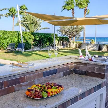 Goldfish - 5br Beachfront Luxury With Pool & Jacuzzi Villa Oroklini