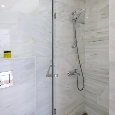 Goldfish - 5br Beachfront Luxury With Pool & Jacuzzi * Oroklini