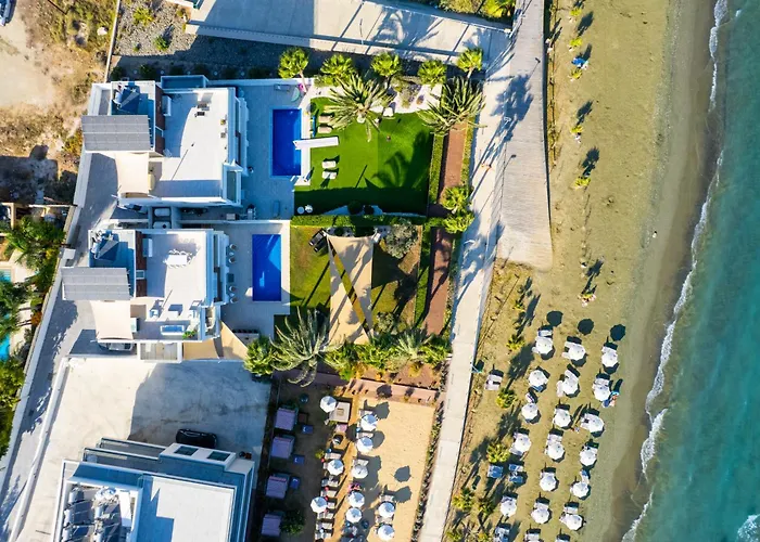 Vila Goldfish - 5br Beachfront Luxury With Pool & Jacuzzi *