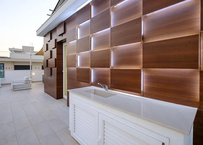 Goldfish - 5br Beachfront Luxury With Pool & Jacuzzi *